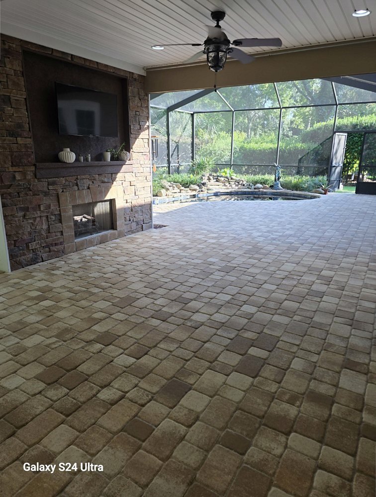 Sanding and Sealing Pool Pavers